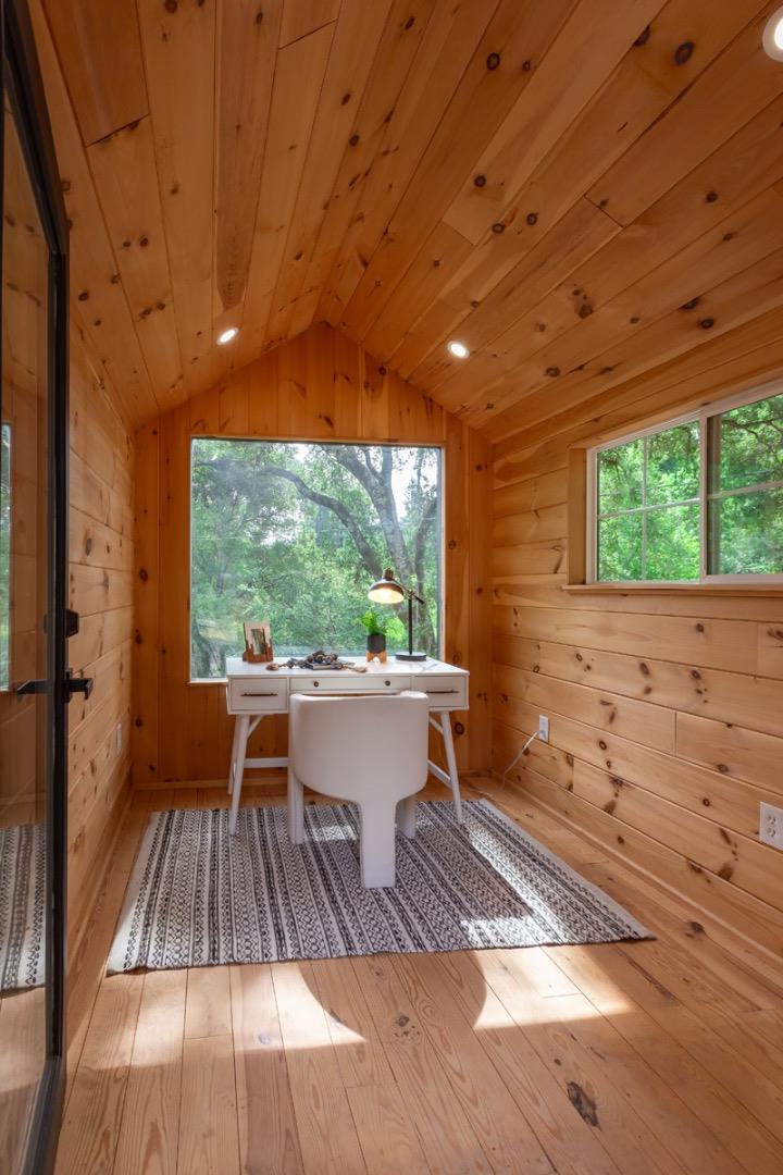 Detail Gallery Image 21 of 43 For 377 Wayside Rd, Portola Valley,  CA 94028 - 3 Beds | 2 Baths