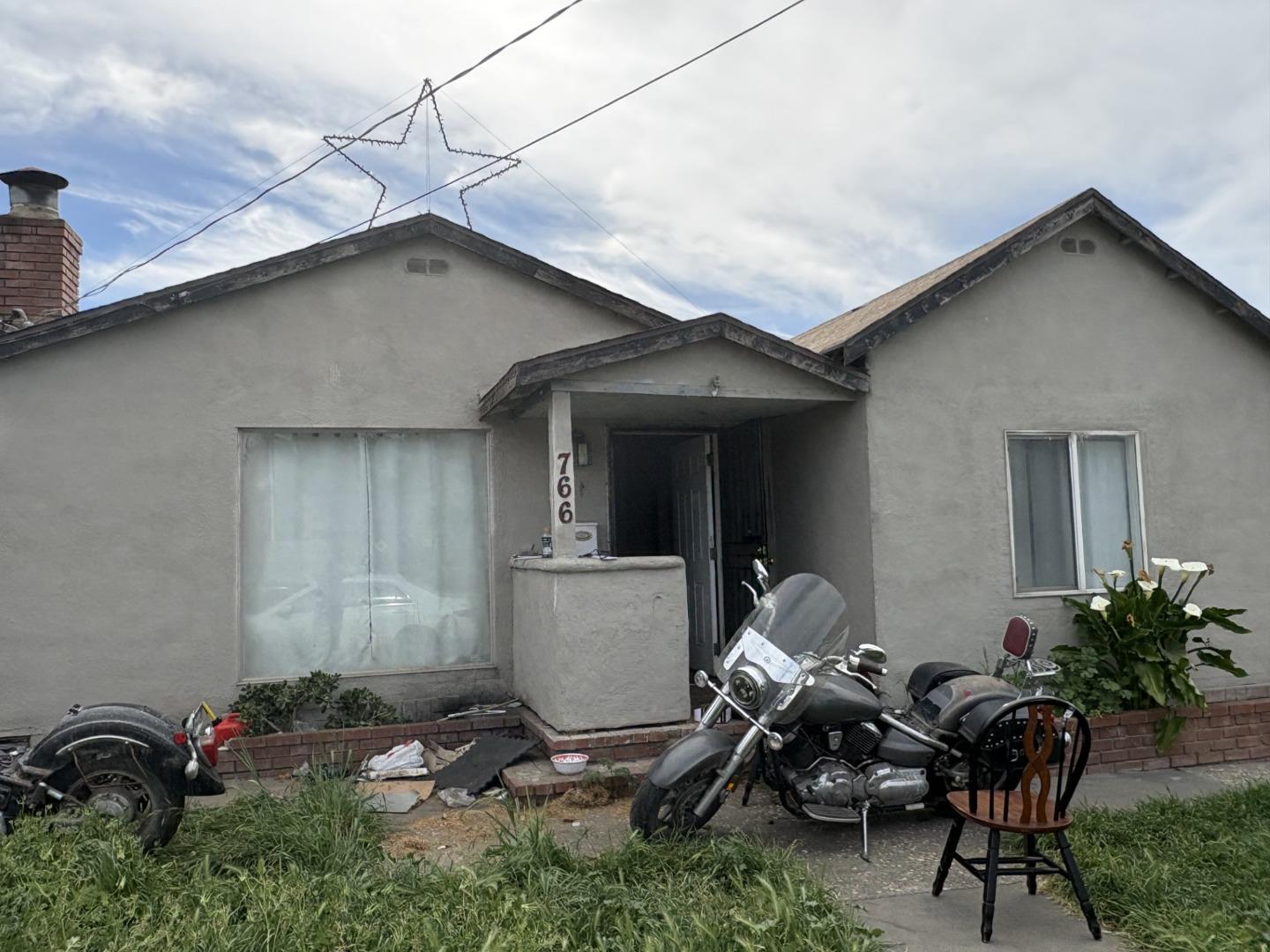 Front Image Thumbnail for ML82041747