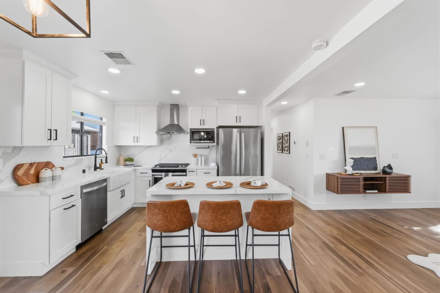 Detail Gallery Image 18 of 58 For 4610 Capitola Ave, San Jose,  CA 95111 - 3 Beds | 2 Baths