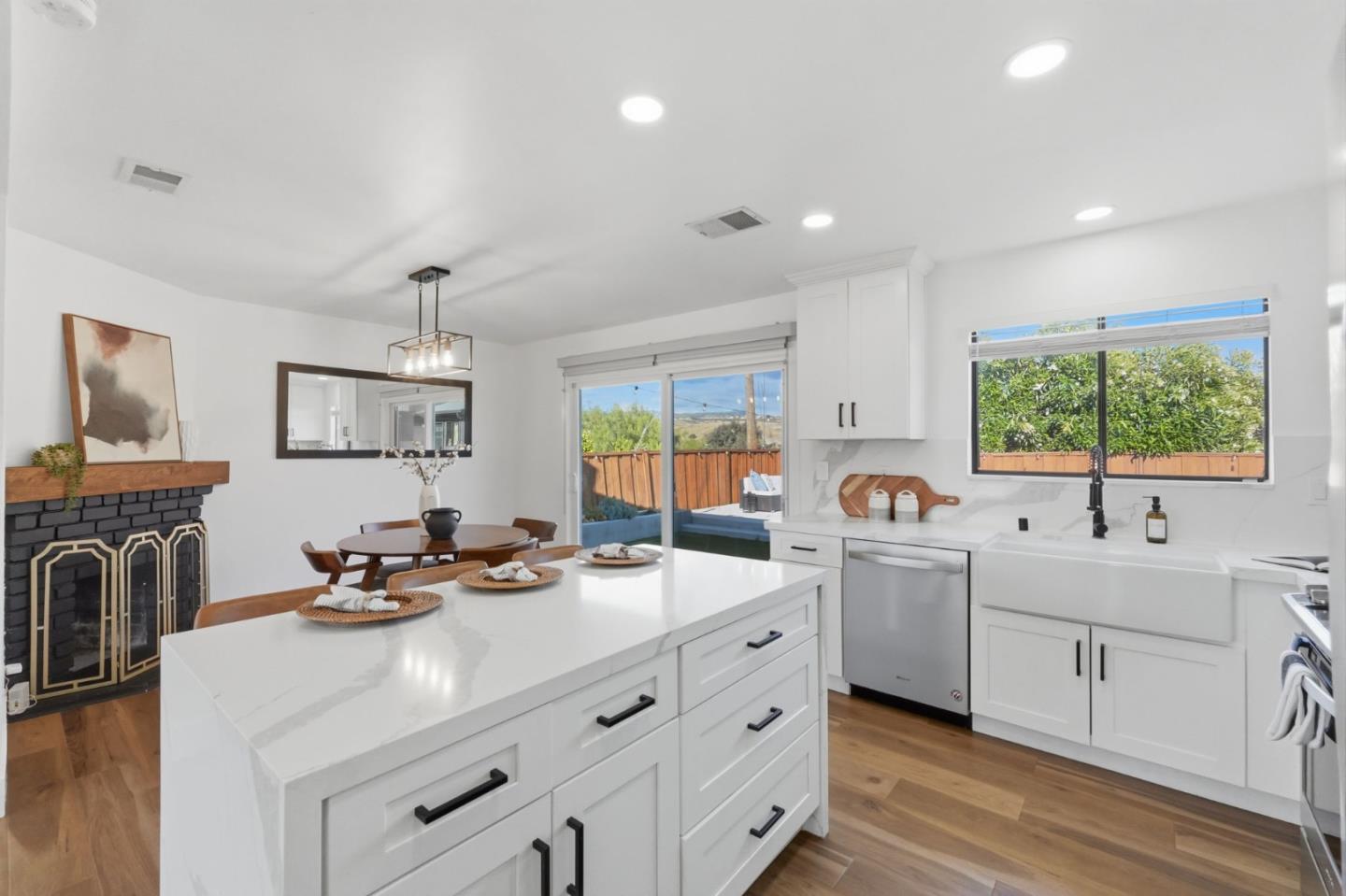 Detail Gallery Image 19 of 58 For 4610 Capitola Ave, San Jose,  CA 95111 - 3 Beds | 2 Baths