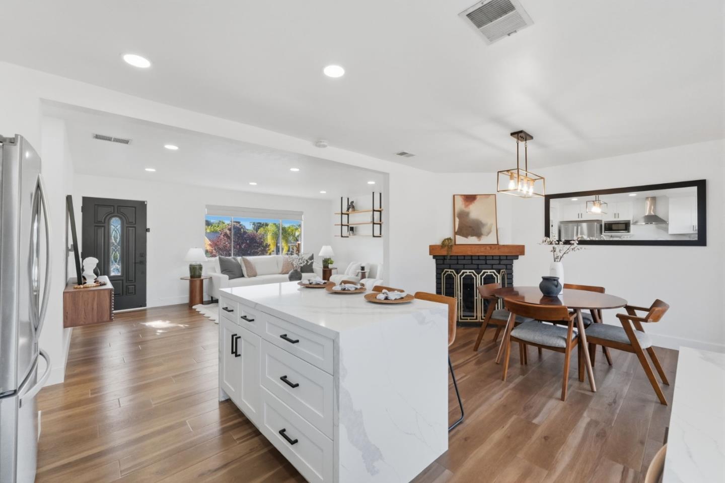 Detail Gallery Image 21 of 58 For 4610 Capitola Ave, San Jose,  CA 95111 - 3 Beds | 2 Baths