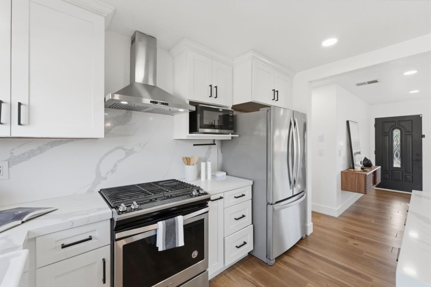 Detail Gallery Image 22 of 58 For 4610 Capitola Ave, San Jose,  CA 95111 - 3 Beds | 2 Baths