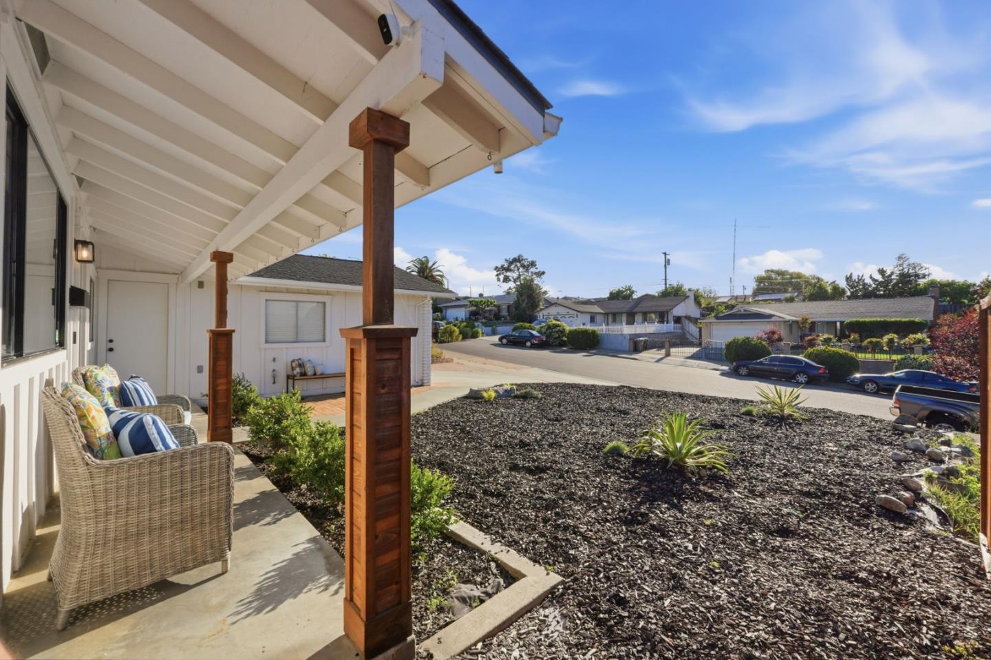 Detail Gallery Image 6 of 58 For 4610 Capitola Ave, San Jose,  CA 95111 - 3 Beds | 2 Baths