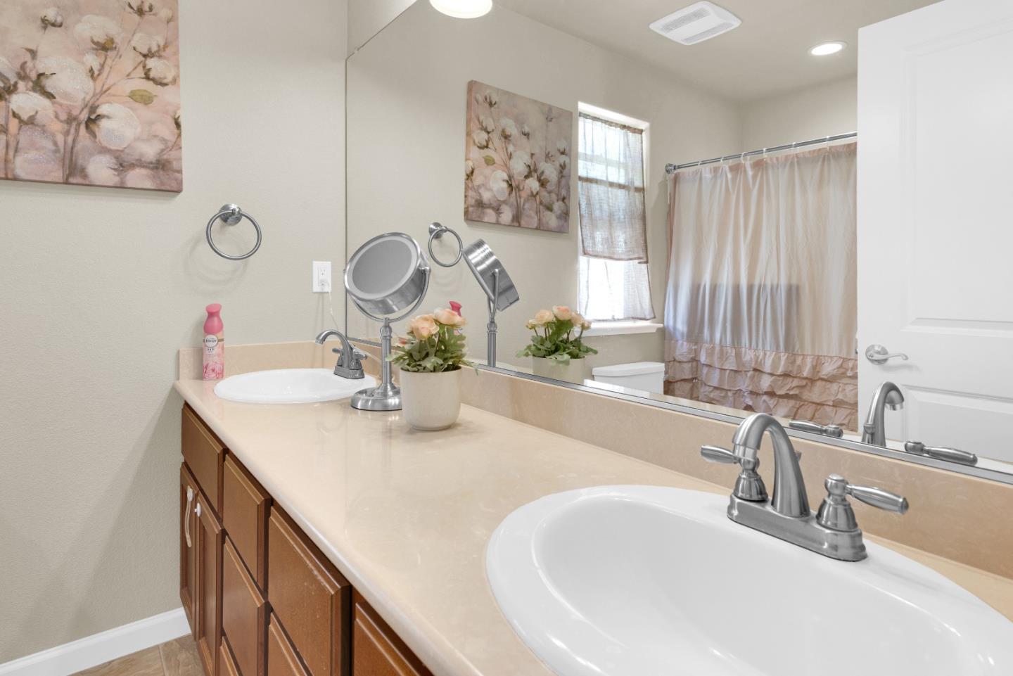 Detail Gallery Image 11 of 18 For 642 Heirloom Pl, King City,  CA 93930 - 3 Beds | 2/1 Baths