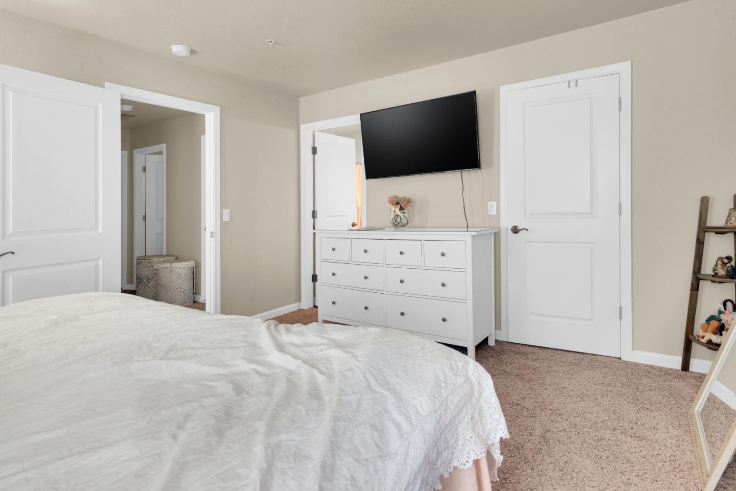 Detail Gallery Image 13 of 18 For 642 Heirloom Pl, King City,  CA 93930 - 3 Beds | 2/1 Baths