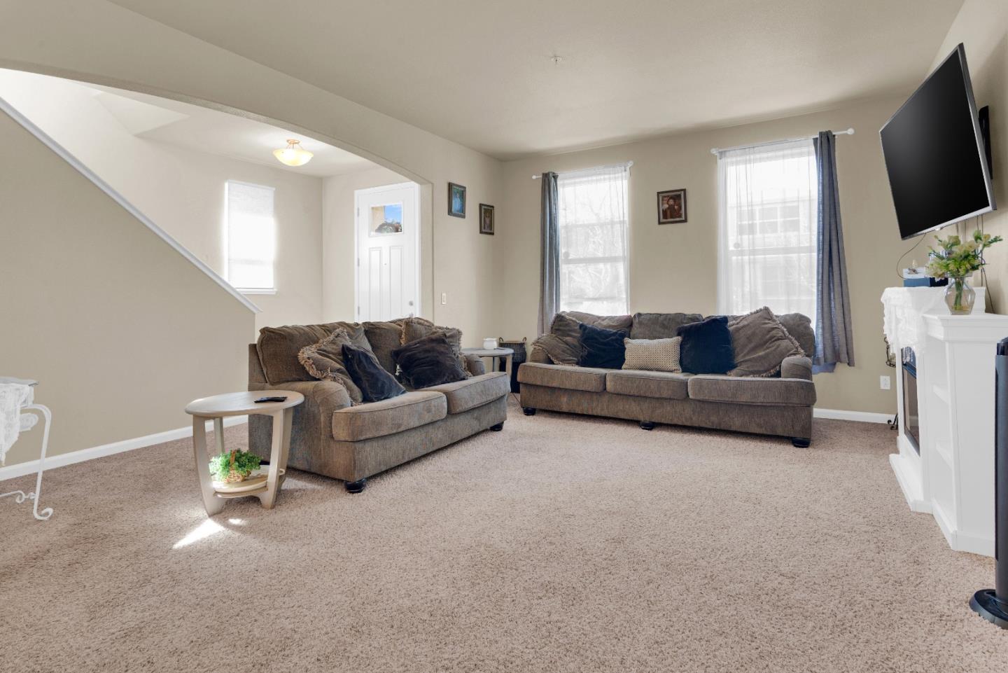 Detail Gallery Image 5 of 18 For 642 Heirloom Pl, King City,  CA 93930 - 3 Beds | 2/1 Baths