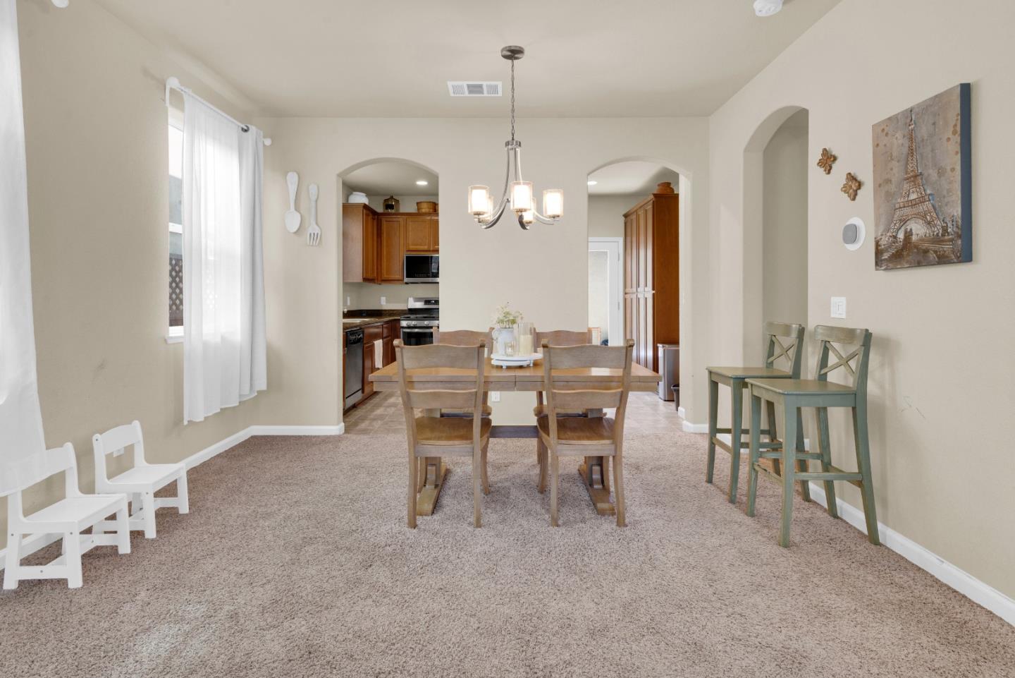 Detail Gallery Image 6 of 18 For 642 Heirloom Pl, King City,  CA 93930 - 3 Beds | 2/1 Baths