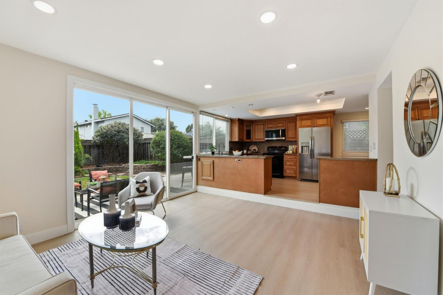 Detail Gallery Image 14 of 43 For 5369 Entrada Cedros, San Jose,  CA 95123 - 4 Beds | 2/1 Baths