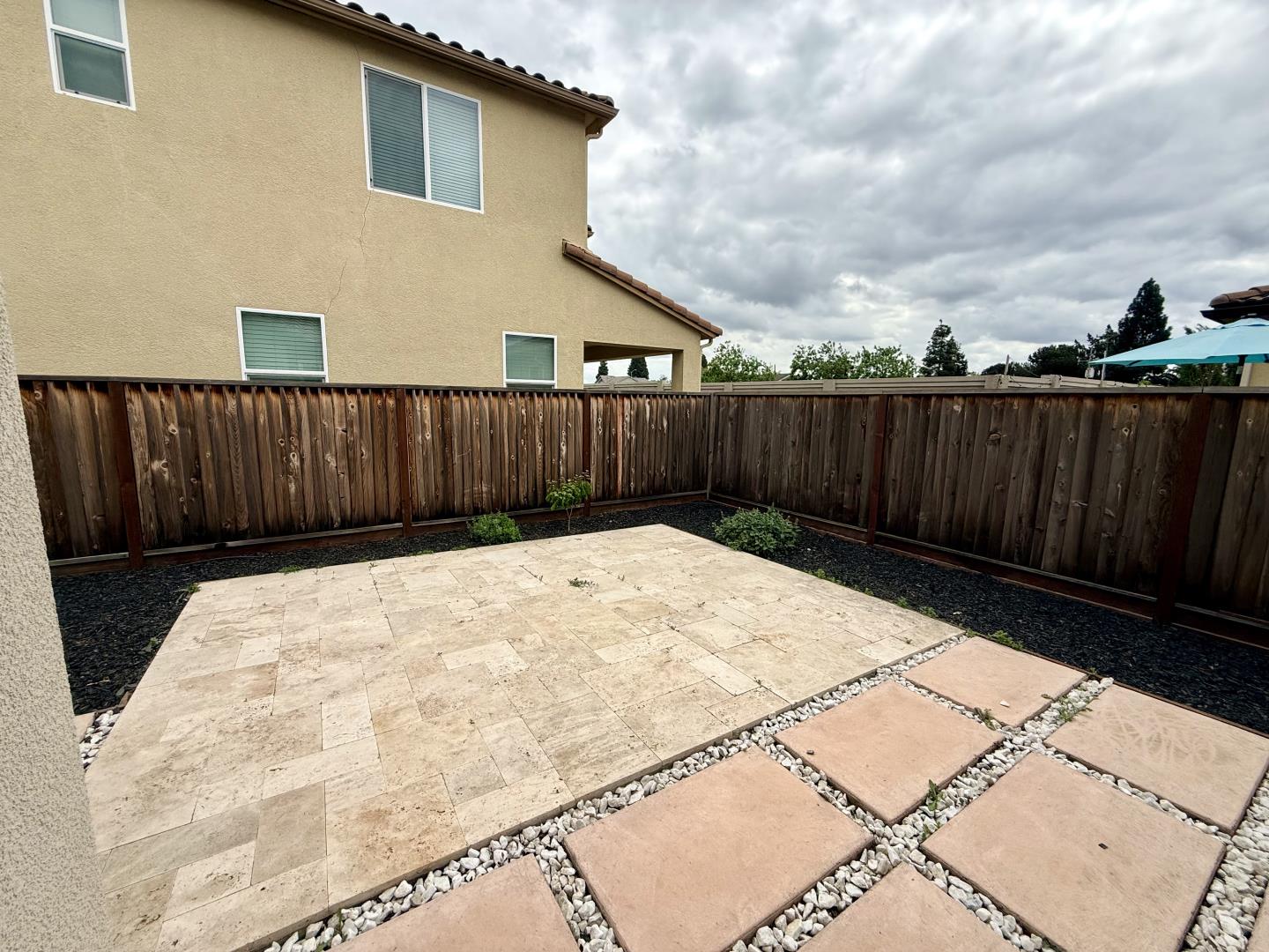 Detail Gallery Image 13 of 23 For 715 Alicante Dr, Hollister,  CA 95023 - 3 Beds | 2 Baths