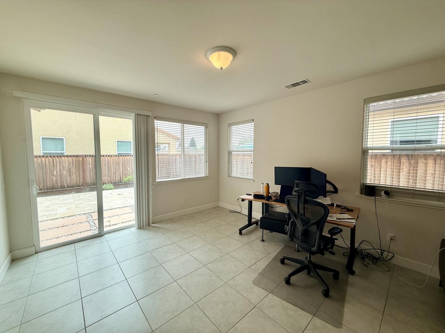 Detail Gallery Image 20 of 23 For 715 Alicante Dr, Hollister,  CA 95023 - 3 Beds | 2 Baths