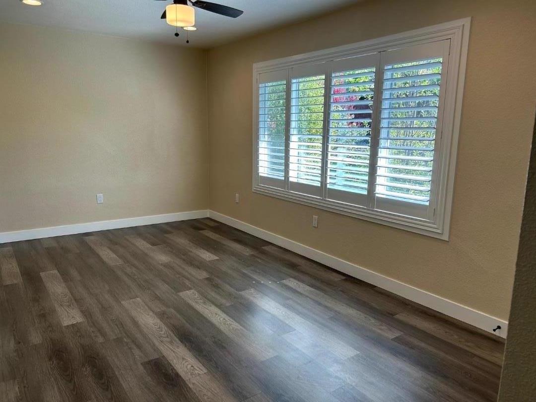 Detail Gallery Image 4 of 13 For 5025 Hilltop Dr, El Sobrante,  CA 94803 - 2 Beds | 1 Baths