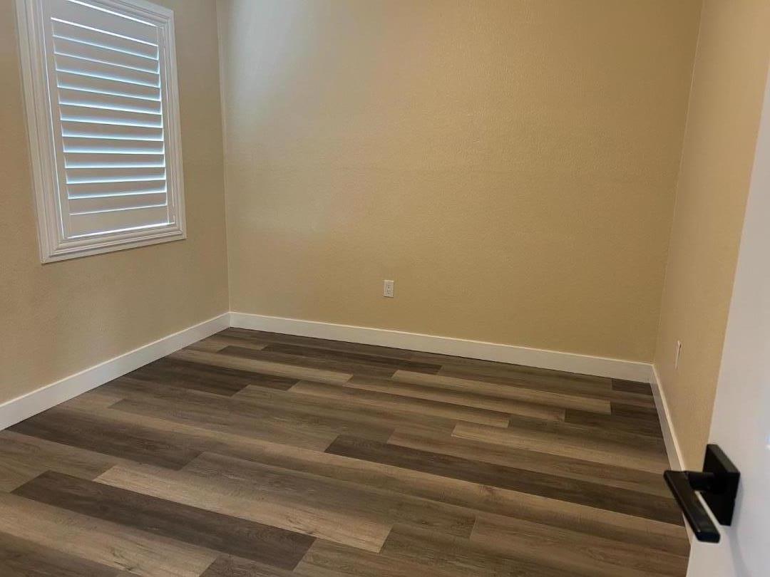 Detail Gallery Image 7 of 13 For 5025 Hilltop Dr, El Sobrante,  CA 94803 - 2 Beds | 1 Baths