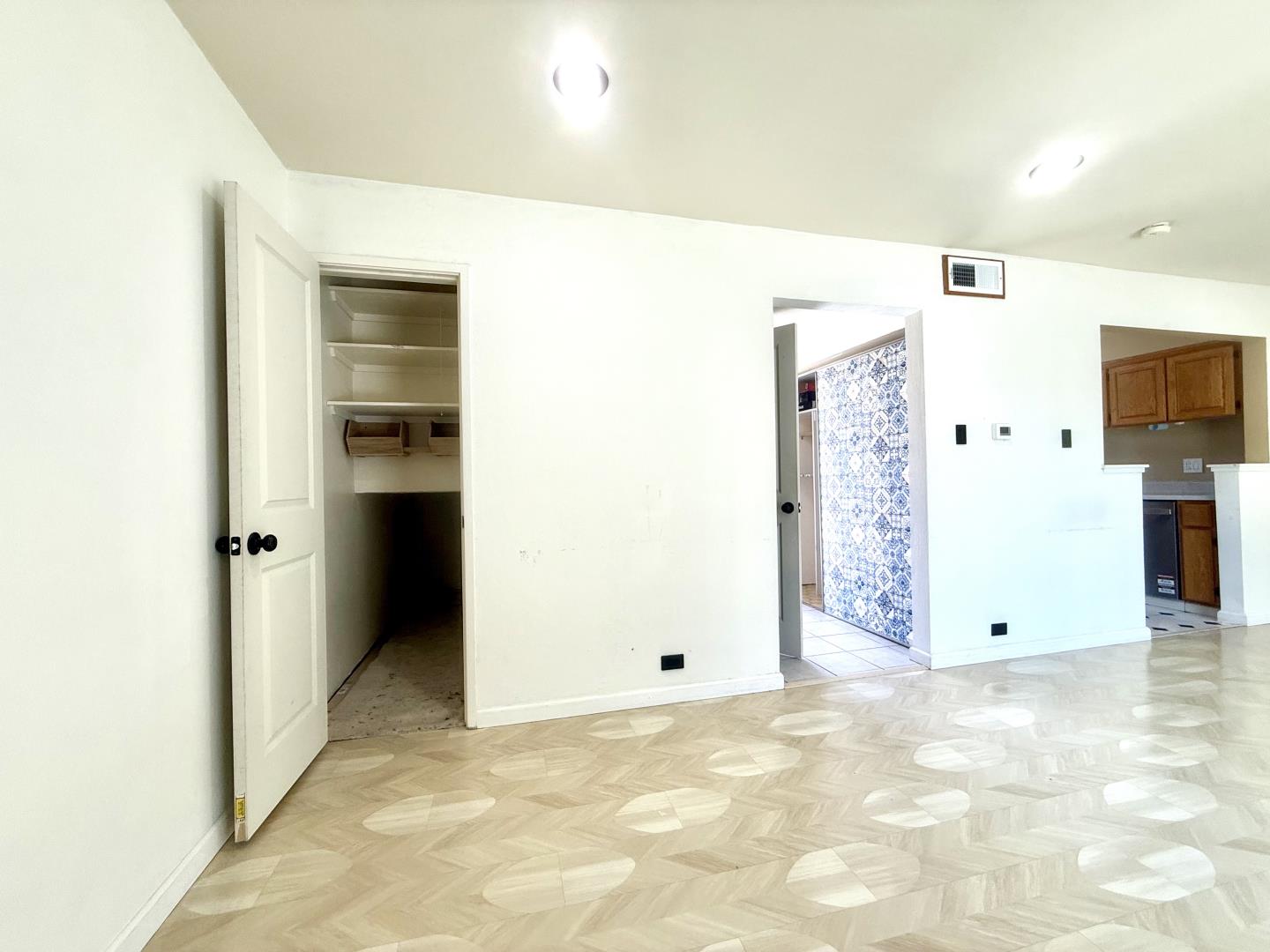 Photo #10: ML82041759 Listing: Photo #10