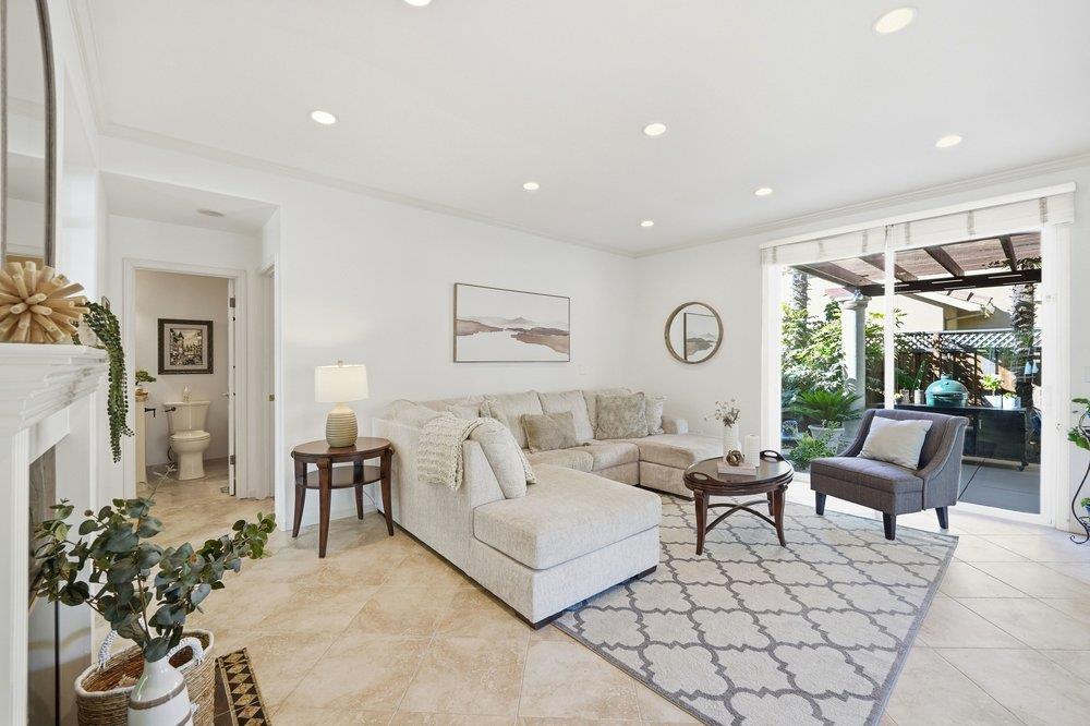 Detail Gallery Image 15 of 48 For 517 Calle Florencia, Morgan Hill,  CA 95037 - 5 Beds | 3 Baths