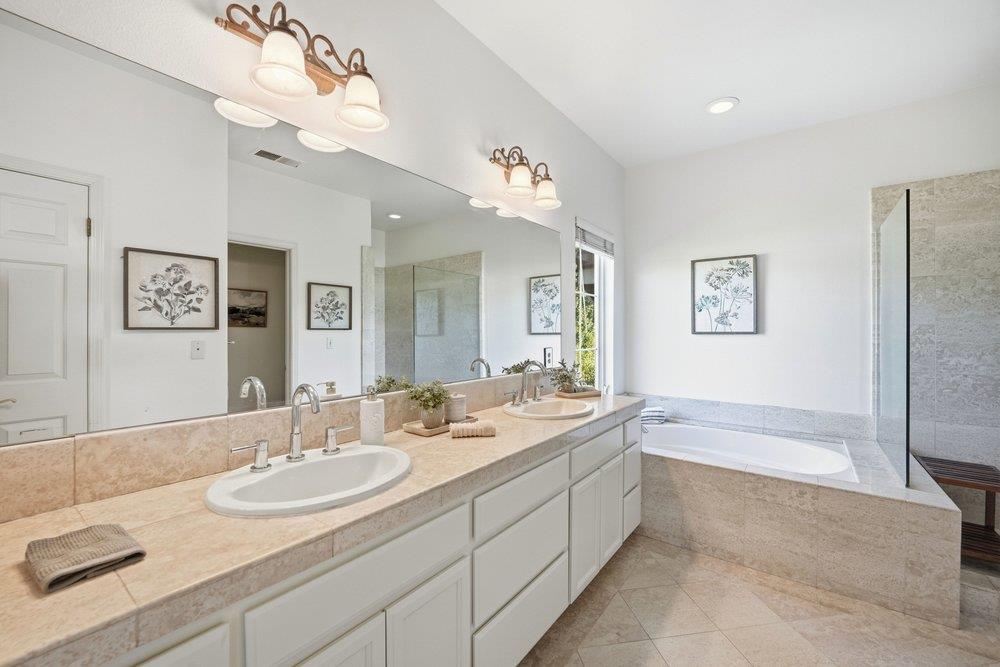 Detail Gallery Image 23 of 48 For 517 Calle Florencia, Morgan Hill,  CA 95037 - 5 Beds | 3 Baths