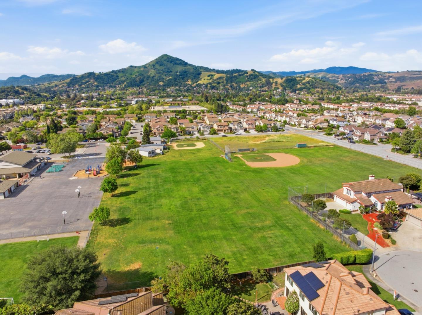 Detail Gallery Image 41 of 48 For 517 Calle Florencia, Morgan Hill,  CA 95037 - 5 Beds | 3 Baths