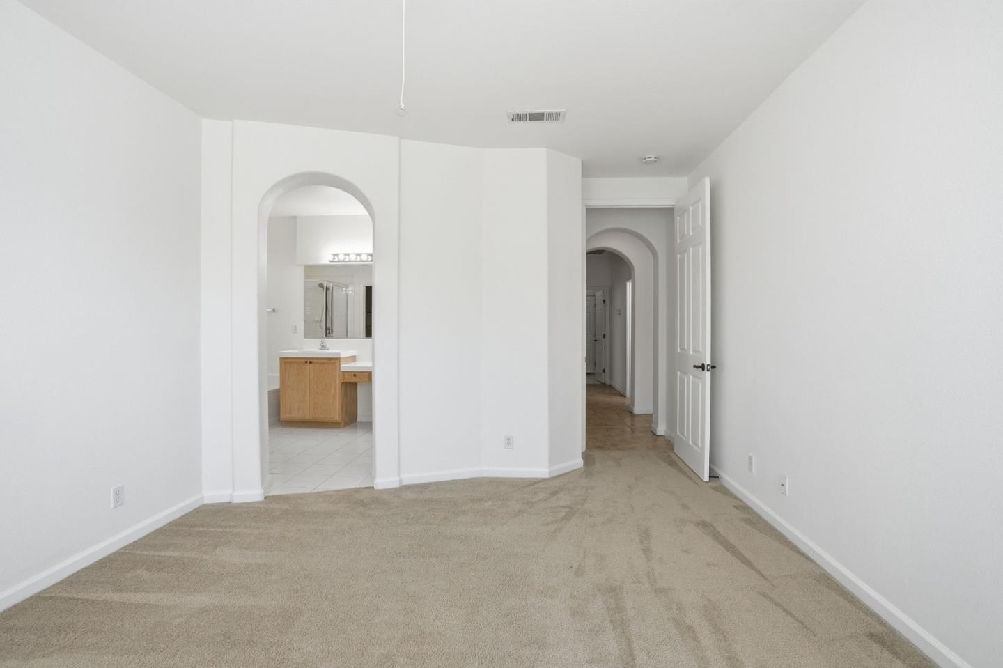 Detail Gallery Image 23 of 41 For 2076 Venezia St, Los Banos,  CA 93635 - 4 Beds | 2 Baths