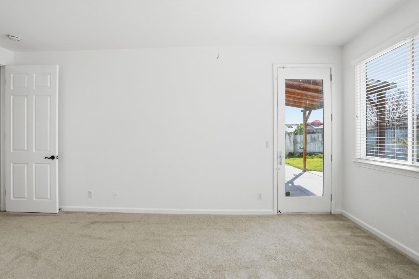 Detail Gallery Image 24 of 41 For 2076 Venezia St, Los Banos,  CA 93635 - 4 Beds | 2 Baths