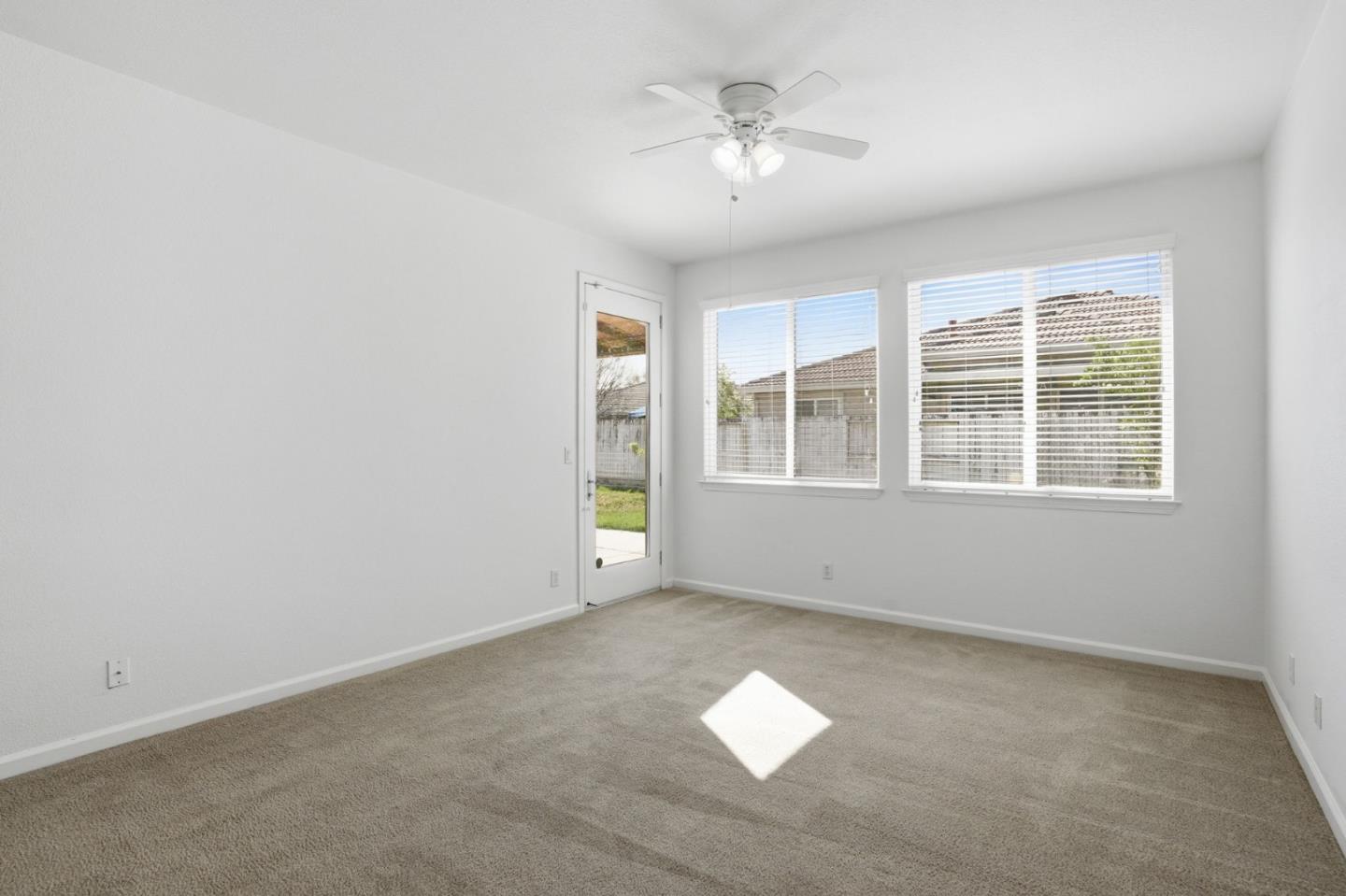 Detail Gallery Image 25 of 41 For 2076 Venezia St, Los Banos,  CA 93635 - 4 Beds | 2 Baths