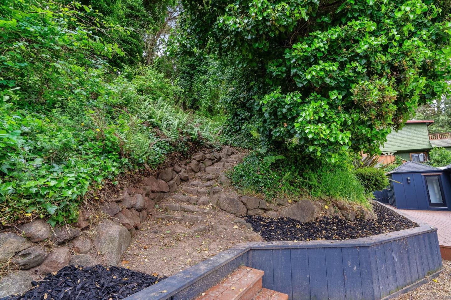 Detail Gallery Image 12 of 39 For 610 Nestora Ave, Aptos,  CA 95003 - 3 Beds | 2 Baths