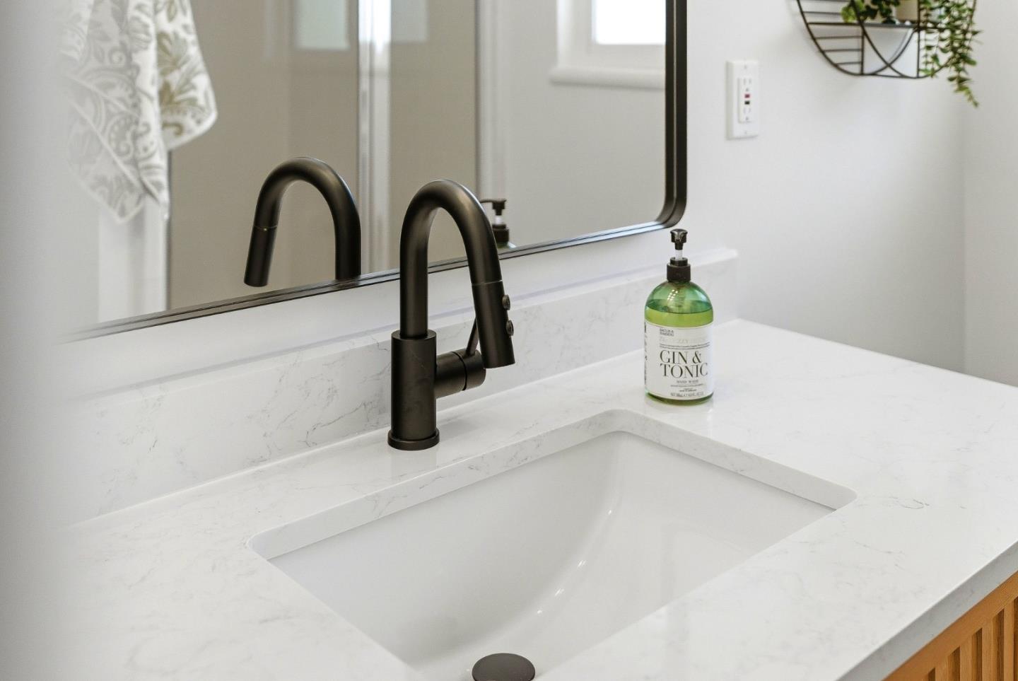 Detail Gallery Image 15 of 37 For 651 San Tomas Way, Salinas,  CA 93901 - 4 Beds | 2 Baths