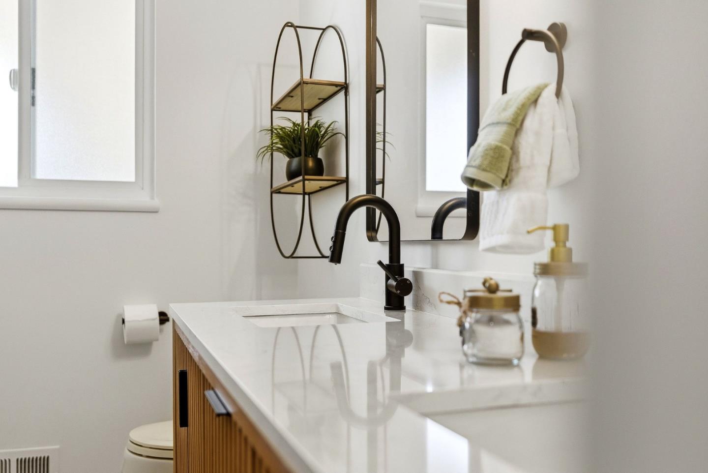 Detail Gallery Image 17 of 37 For 651 San Tomas Way, Salinas,  CA 93901 - 4 Beds | 2 Baths