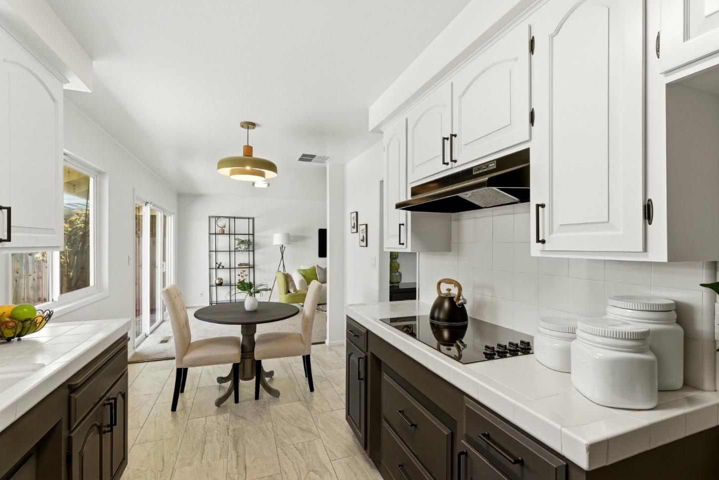 Detail Gallery Image 18 of 37 For 651 San Tomas Way, Salinas,  CA 93901 - 4 Beds | 2 Baths