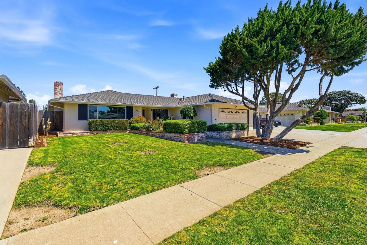 Detail Gallery Image 27 of 37 For 651 San Tomas Way, Salinas,  CA 93901 - 4 Beds | 2 Baths