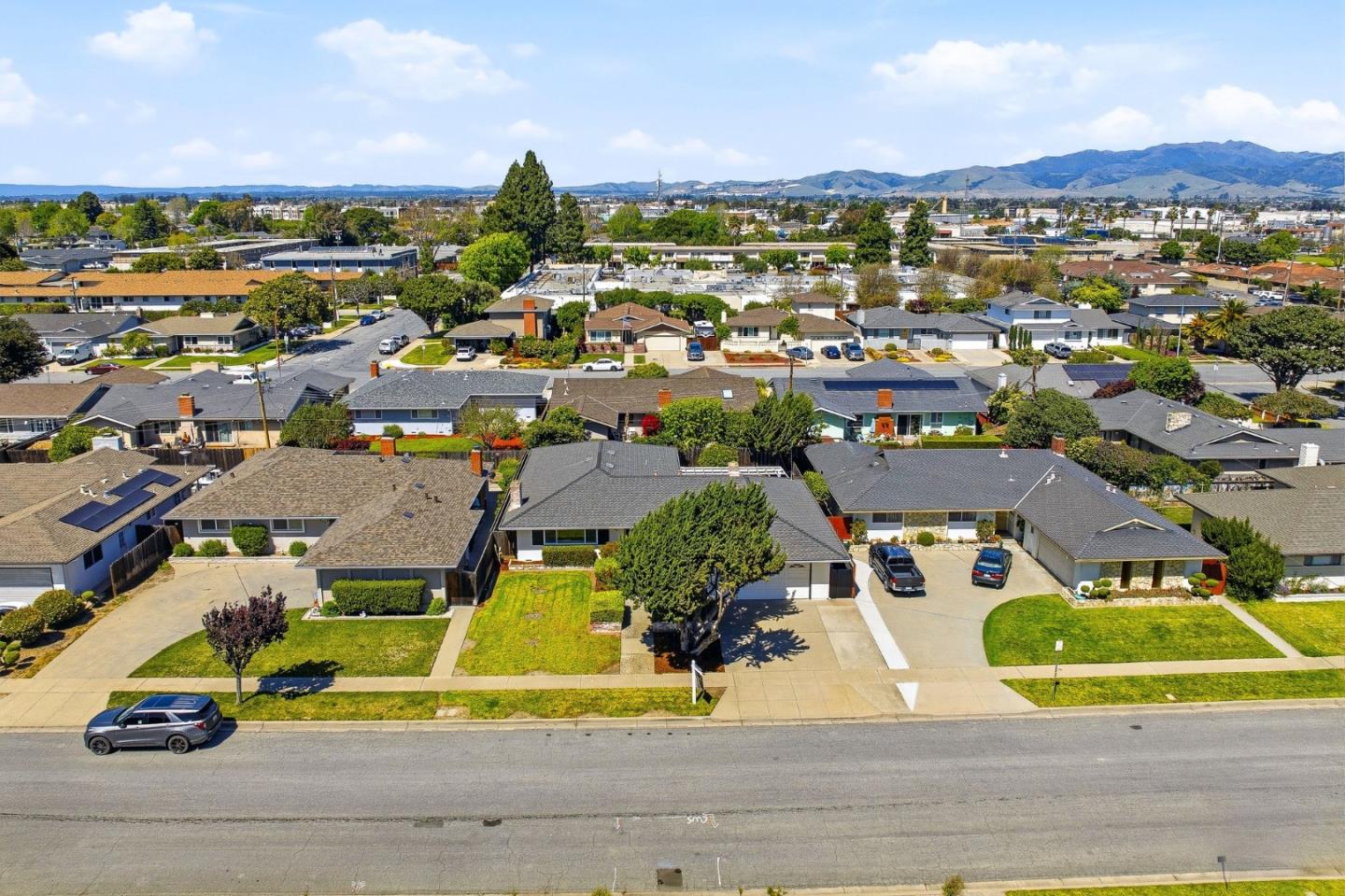 Detail Gallery Image 31 of 37 For 651 San Tomas Way, Salinas,  CA 93901 - 4 Beds | 2 Baths