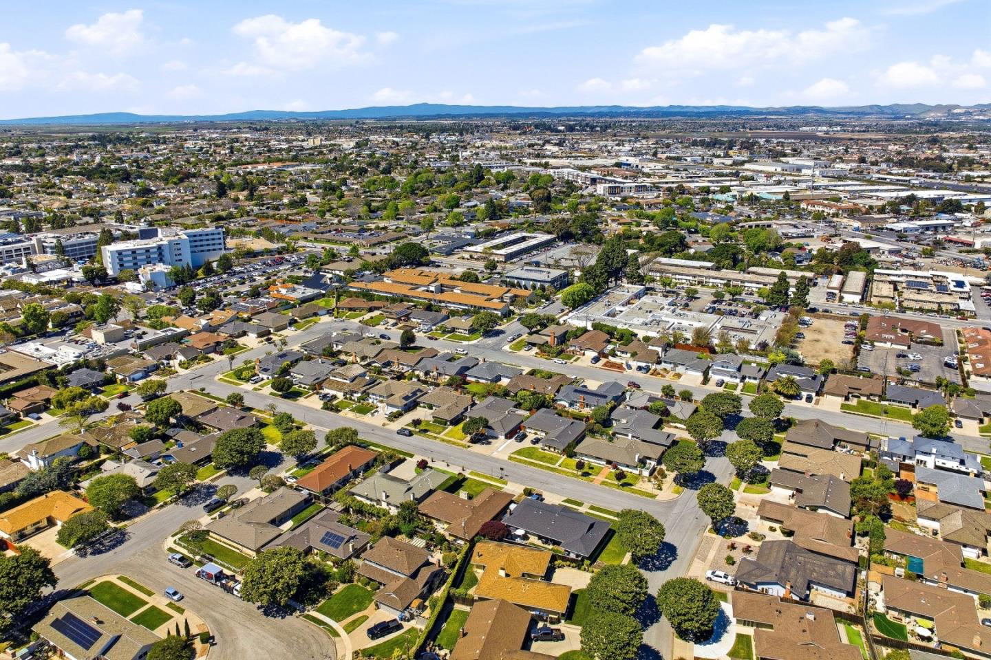 Detail Gallery Image 34 of 37 For 651 San Tomas Way, Salinas,  CA 93901 - 4 Beds | 2 Baths