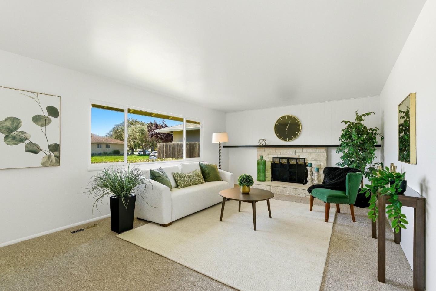 Detail Gallery Image 5 of 37 For 651 San Tomas Way, Salinas,  CA 93901 - 4 Beds | 2 Baths