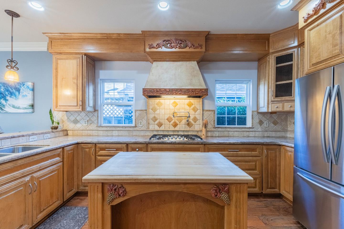 Detail Gallery Image 17 of 57 For 967 Hancock St, Salinas,  CA 93906 - 3 Beds | 3 Baths