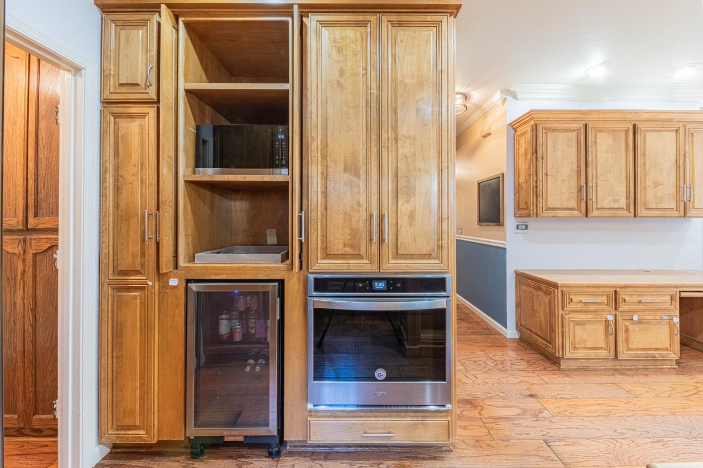 Detail Gallery Image 19 of 57 For 967 Hancock St, Salinas,  CA 93906 - 3 Beds | 3 Baths