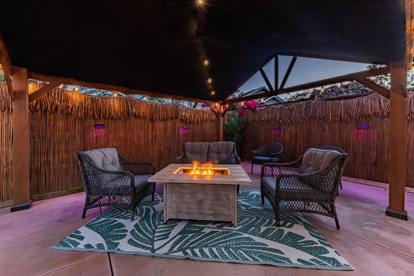 Detail Gallery Image 26 of 57 For 967 Hancock St, Salinas,  CA 93906 - 3 Beds | 3 Baths