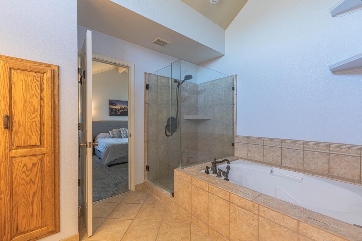 Detail Gallery Image 40 of 57 For 967 Hancock St, Salinas,  CA 93906 - 3 Beds | 3 Baths