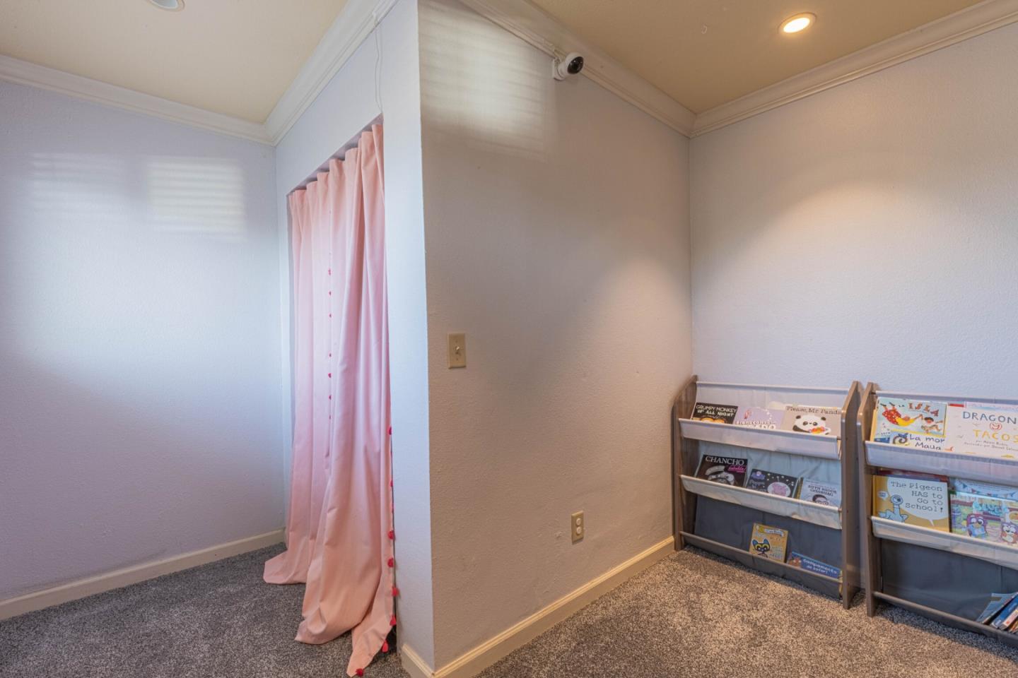 Detail Gallery Image 47 of 57 For 967 Hancock St, Salinas,  CA 93906 - 3 Beds | 3 Baths