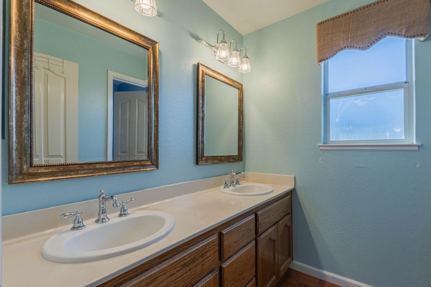 Detail Gallery Image 48 of 57 For 967 Hancock St, Salinas,  CA 93906 - 3 Beds | 3 Baths