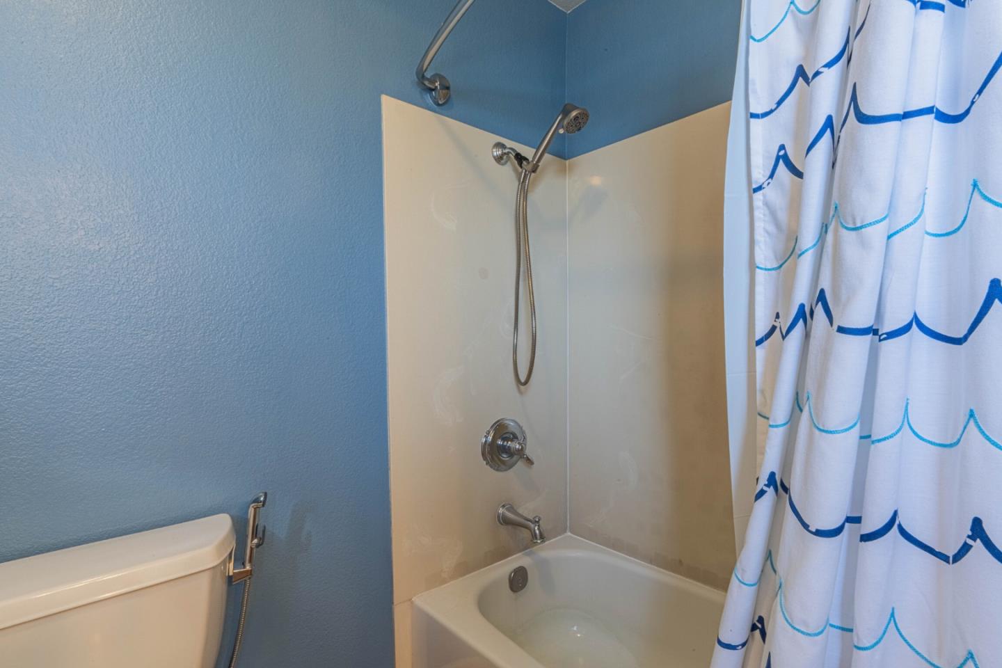 Detail Gallery Image 49 of 57 For 967 Hancock St, Salinas,  CA 93906 - 3 Beds | 3 Baths