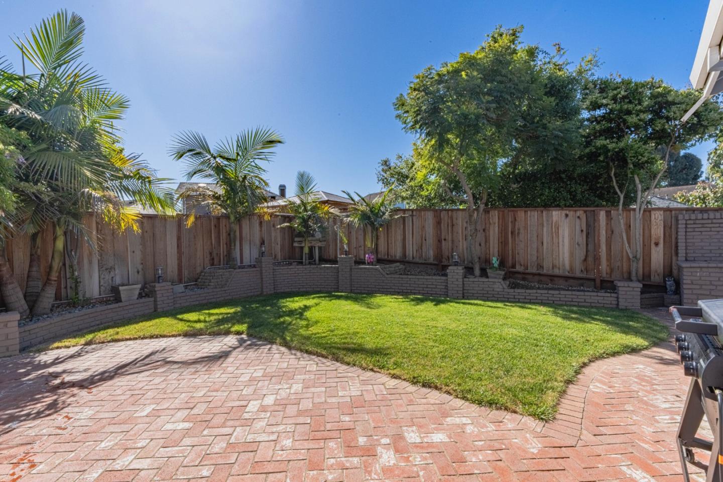 Detail Gallery Image 52 of 57 For 967 Hancock St, Salinas,  CA 93906 - 3 Beds | 3 Baths