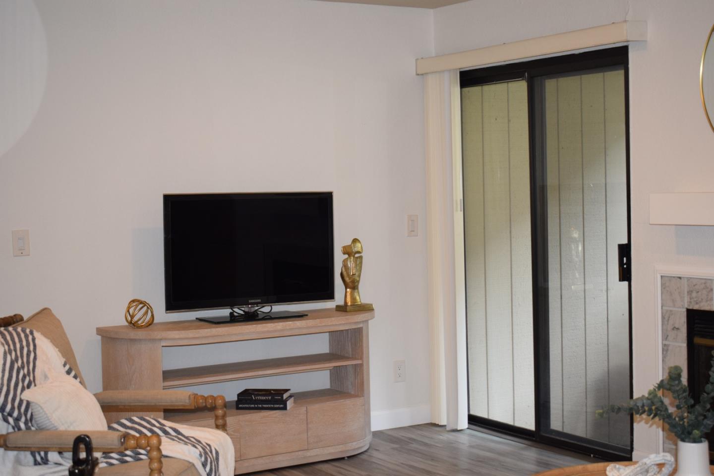 Photo #4: ML82041775 Listing: Photo #4