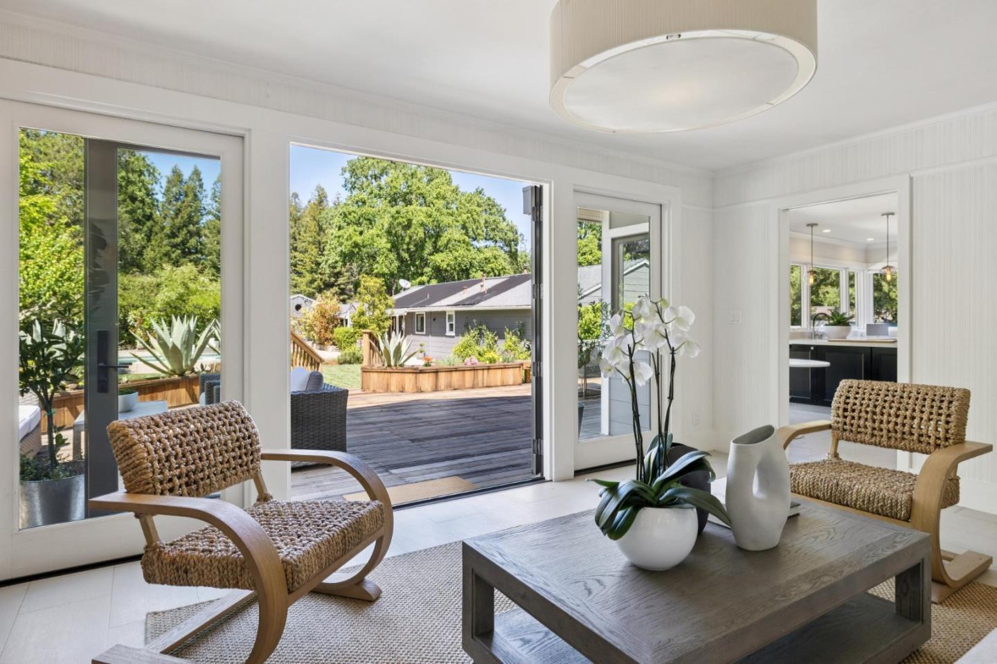 Detail Gallery Image 13 of 42 For 3362 Woodside Rd, Woodside,  CA 94062 - 3 Beds | 2 Baths