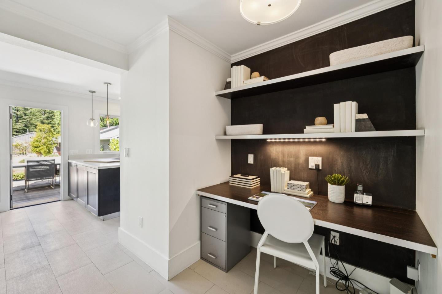 Detail Gallery Image 17 of 42 For 3362 Woodside Rd, Woodside,  CA 94062 - 3 Beds | 2 Baths