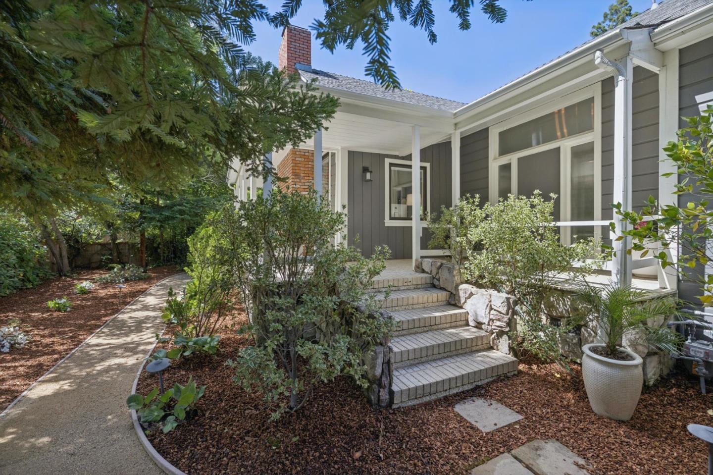 Detail Gallery Image 5 of 42 For 3362 Woodside Rd, Woodside,  CA 94062 - 3 Beds | 2 Baths