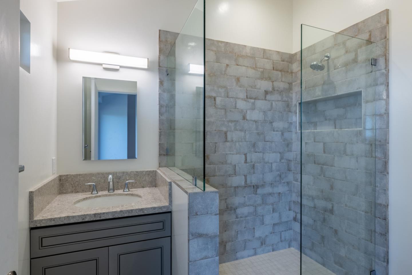 Detail Gallery Image 23 of 29 For 214 Crest Rd, Carmel,  CA 93923 - 3 Beds | 4 Baths