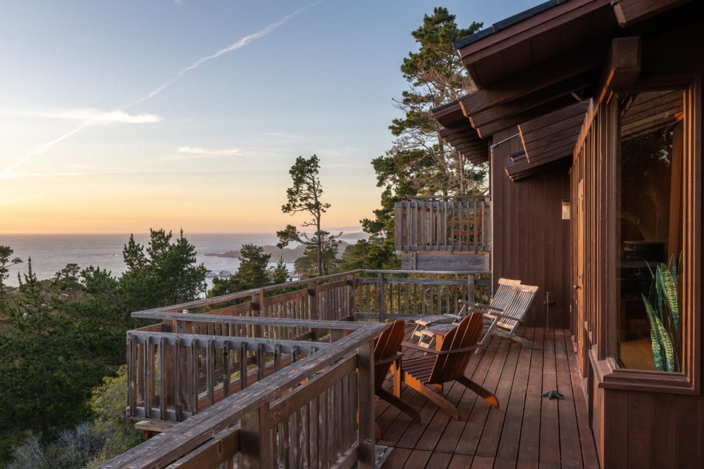 Detail Gallery Image 26 of 29 For 214 Crest Rd, Carmel,  CA 93923 - 3 Beds | 4 Baths