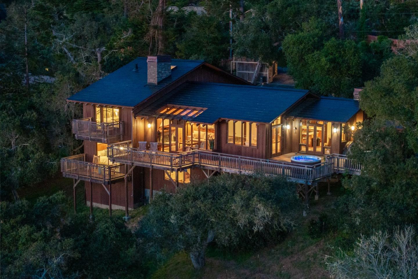 Detail Gallery Image 27 of 29 For 214 Crest Rd, Carmel,  CA 93923 - 3 Beds | 4 Baths