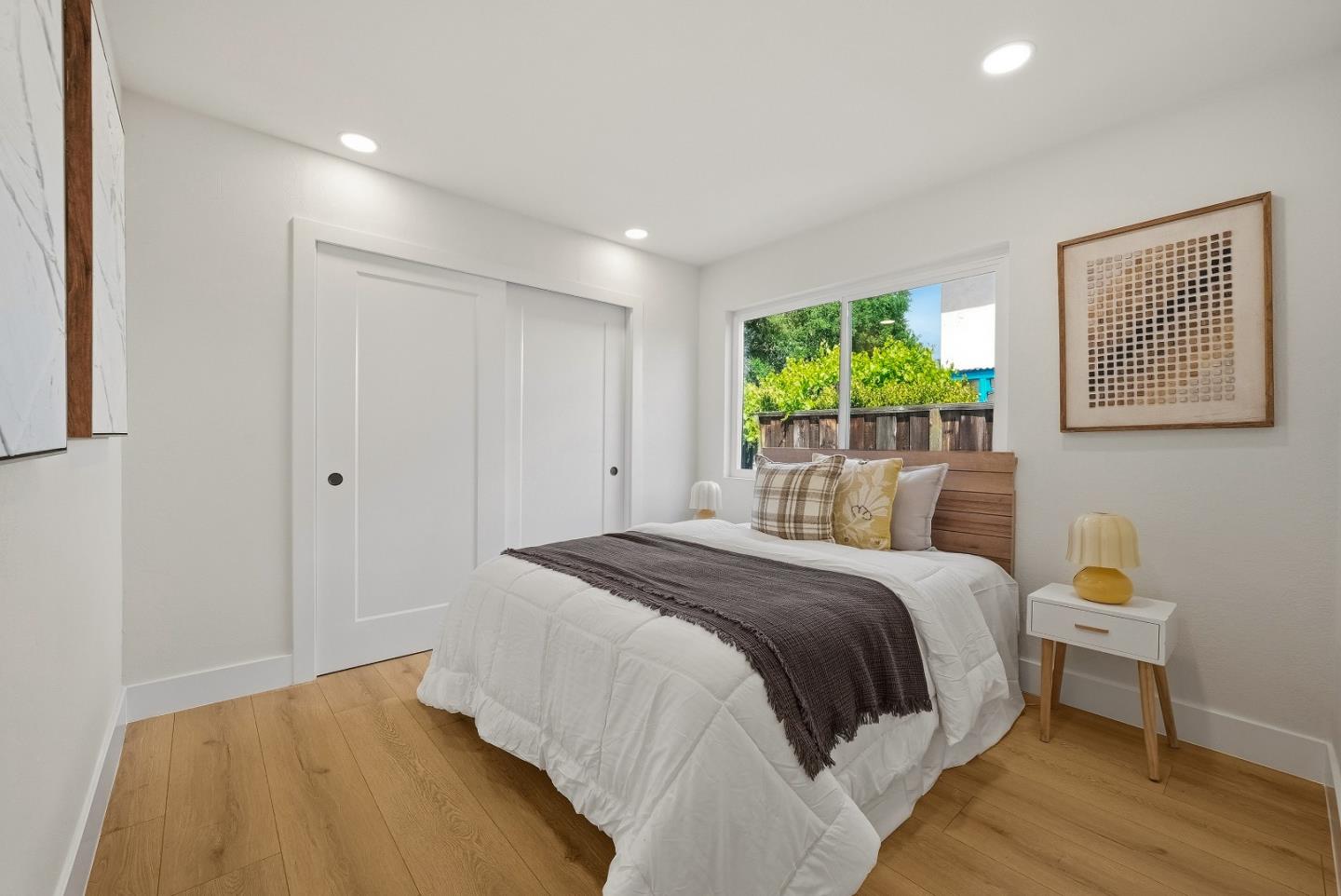 Detail Gallery Image 12 of 18 For 3338 Woodside Ln, San Jose,  CA 95121 - 4 Beds | 2 Baths