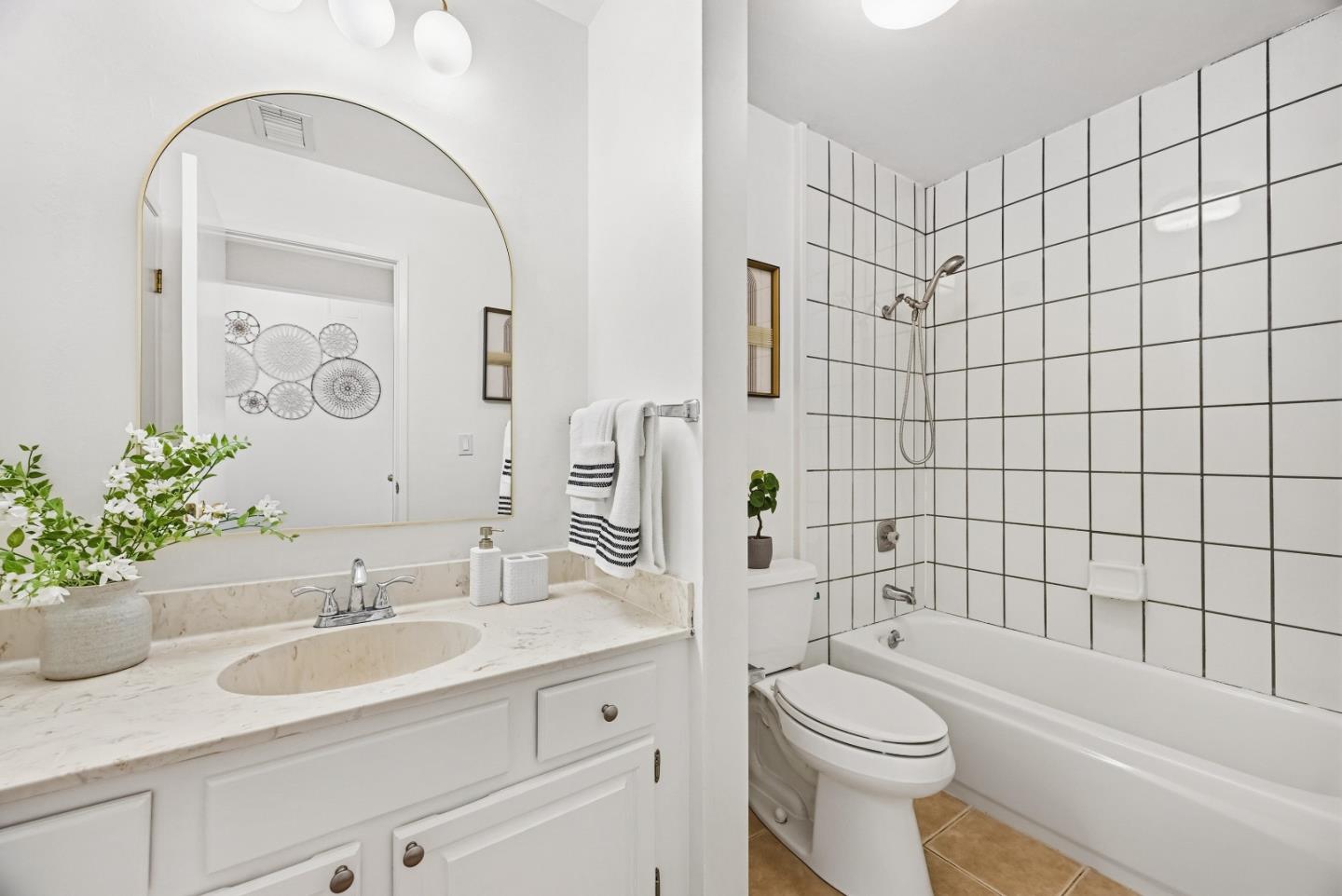 Photo #23: ML82041785 Listing: Photo #23