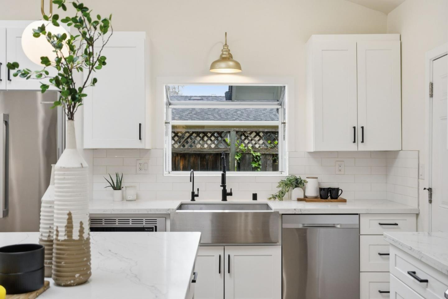 Detail Gallery Image 13 of 44 For 1193 Redoaks Dr, San Jose,  CA 95128 - 3 Beds | 2 Baths