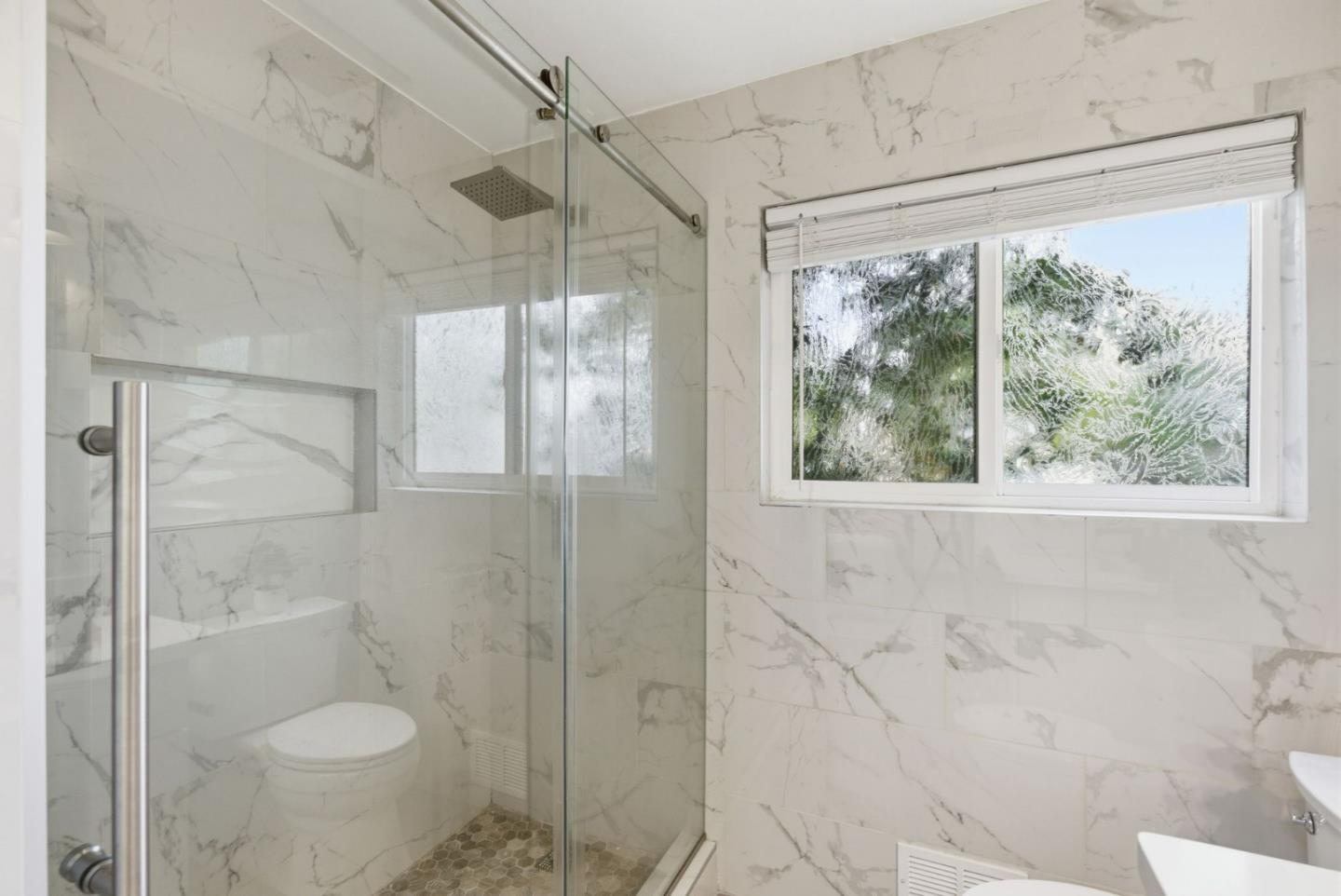 Detail Gallery Image 33 of 44 For 1193 Redoaks Dr, San Jose,  CA 95128 - 3 Beds | 2 Baths